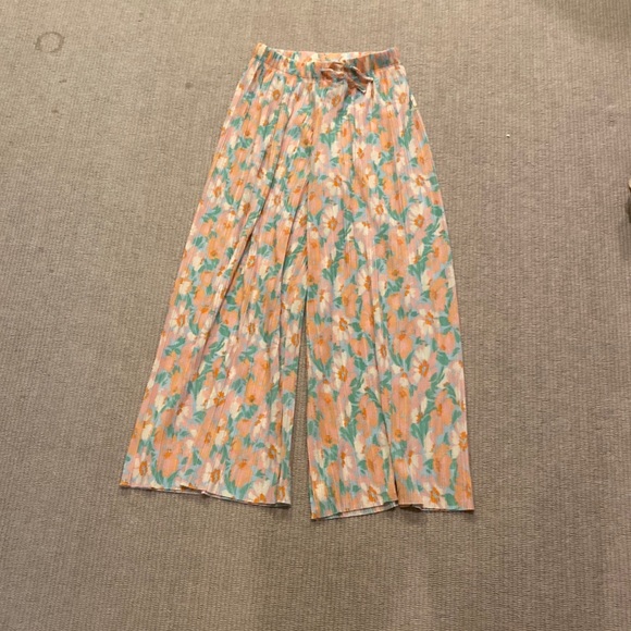 Zara Other - Zara flowy pants